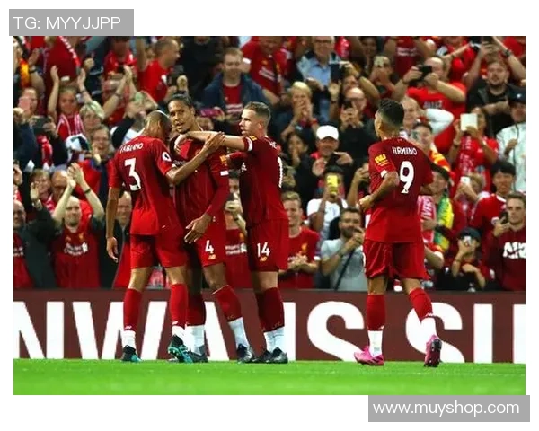 英超激战利物浦主场大胜波尔图乌龙球引发全场狂欢