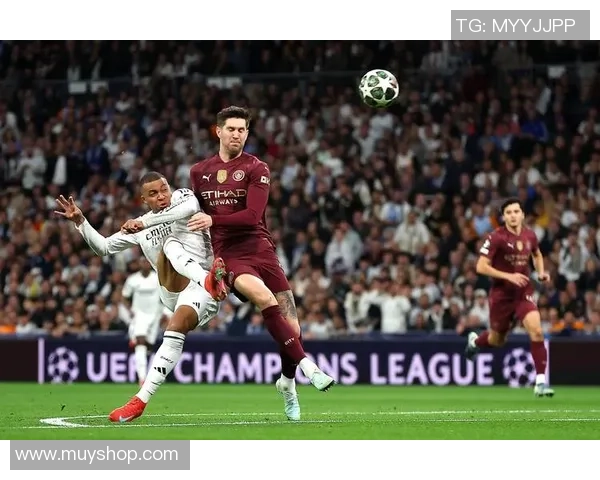 西甲赛场惊现冷门AC米兰逆转曼城上演帽子戏法精彩瞬间