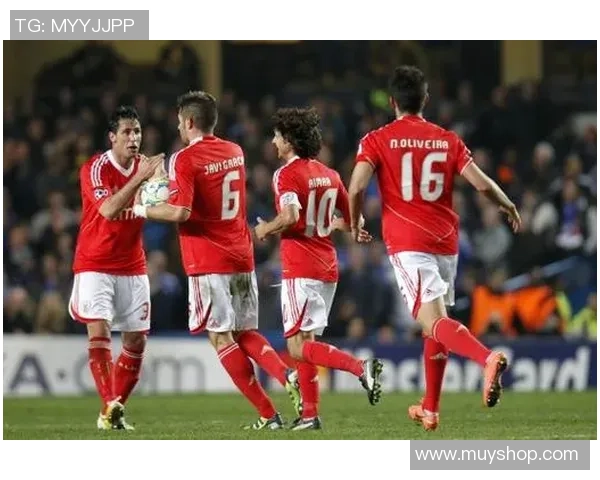 中超精彩对决切尔西大胜本菲卡绝杀时刻点燃全场激情 中超精彩对决切尔西大胜本菲卡绝杀时刻点燃全场激情