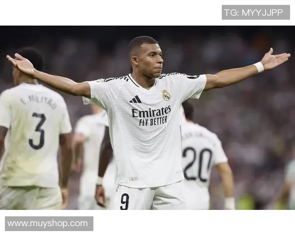 中超对决皇马与拜仁1比1平局精彩瞬间回顾与战术分析 中超对决皇马与拜仁1比1平局精彩瞬间回顾与战术分析